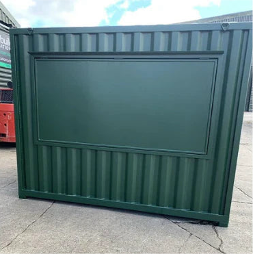 CONTENEDOR DE ENVIO DE 10 PIES CONVERTIDO BAR / CAFETETRIA