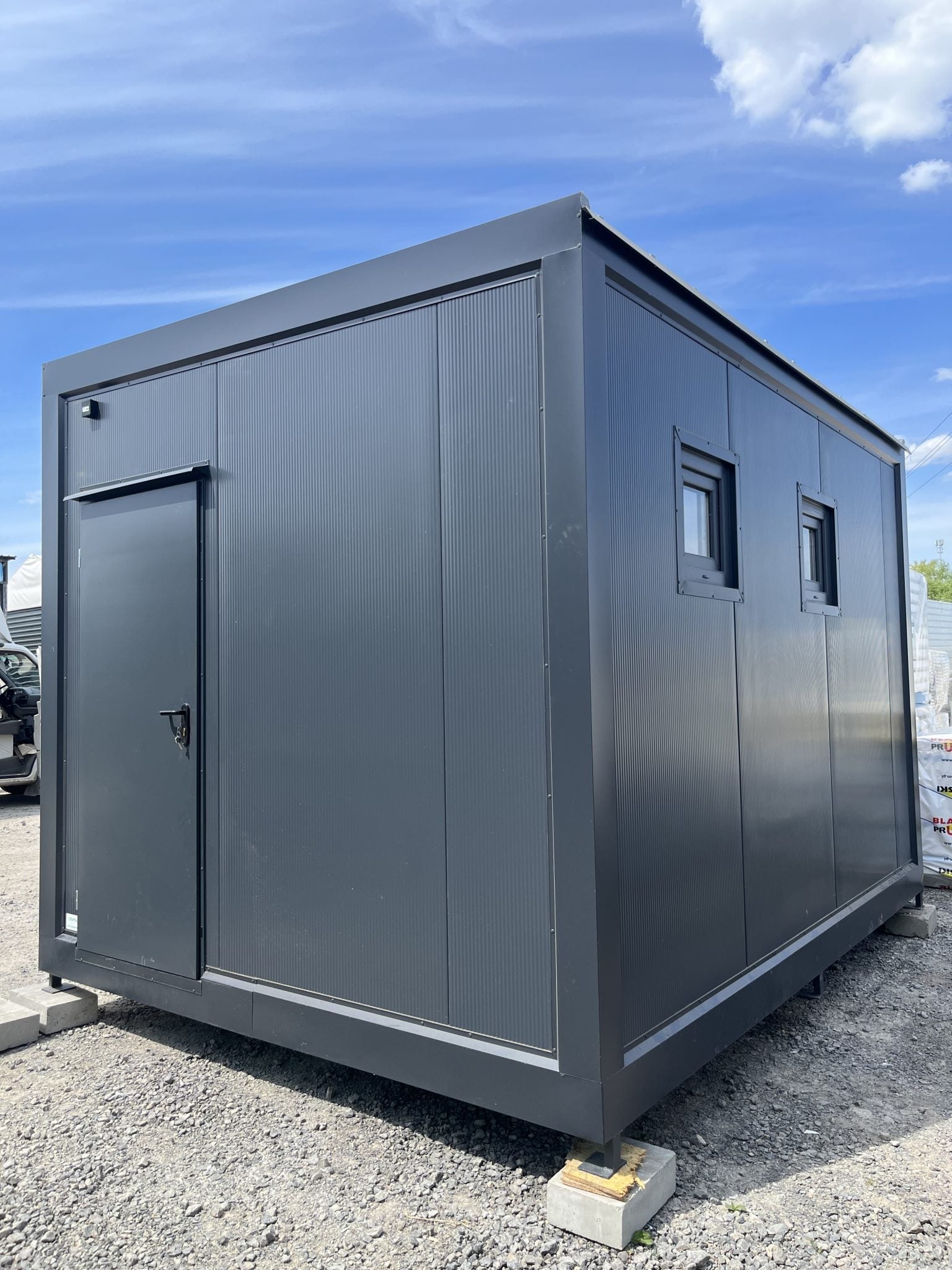 CONTENEDOR SANITARIO 4 X 3 X 2,9 M