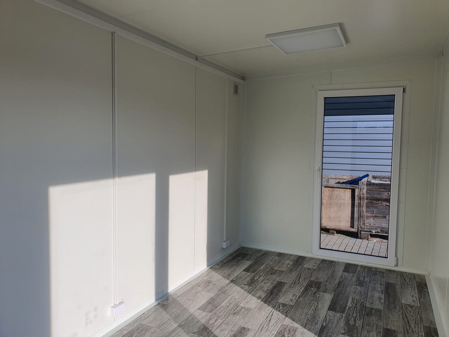 CONTENEDOR DE OFICINA 5,0 X 2,5 M