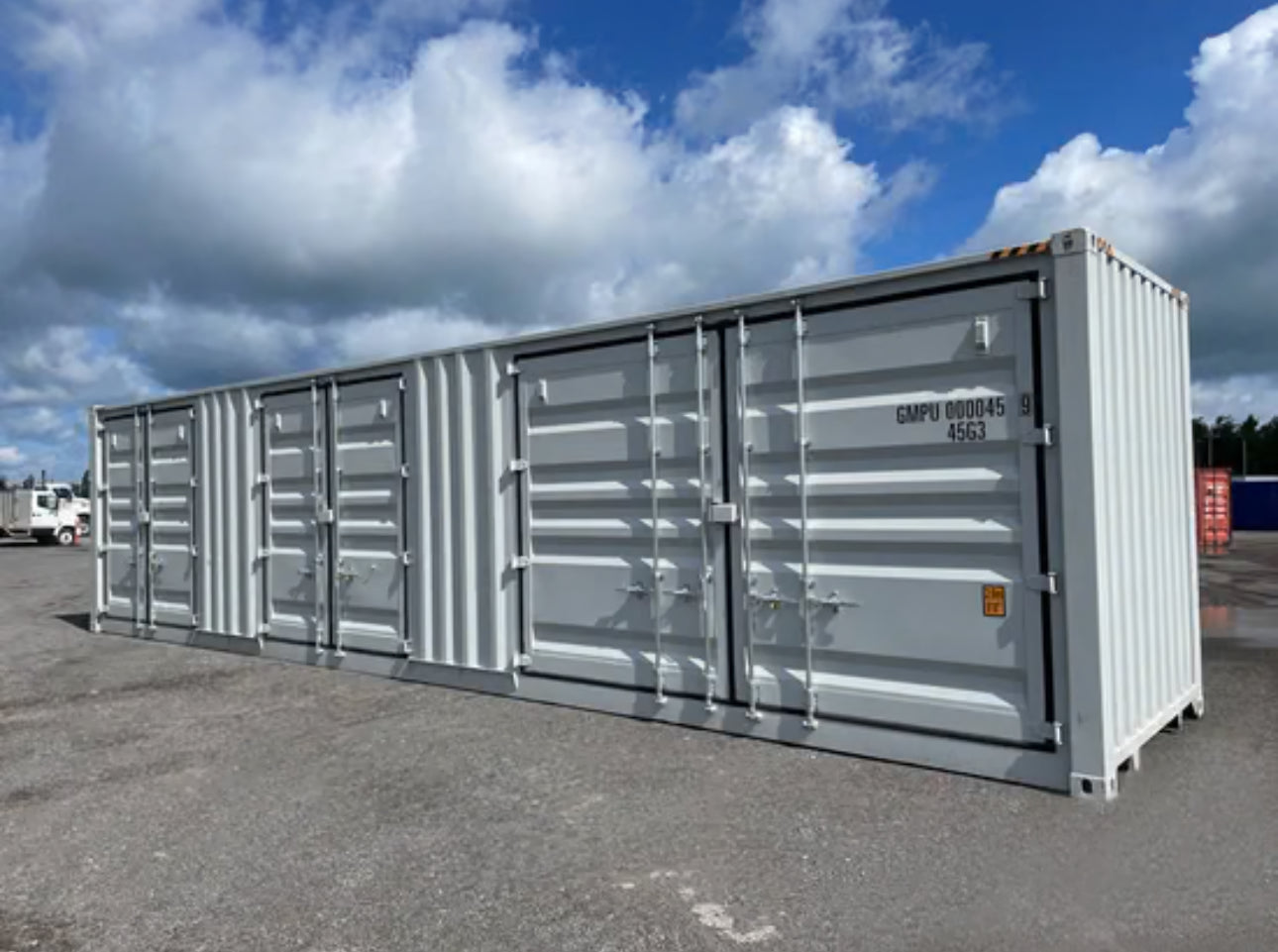 CONTENEDOR MARITIMO DE 40 PIES HC CON 3 PUERTAS LATERALES ( SEMINUEVO )