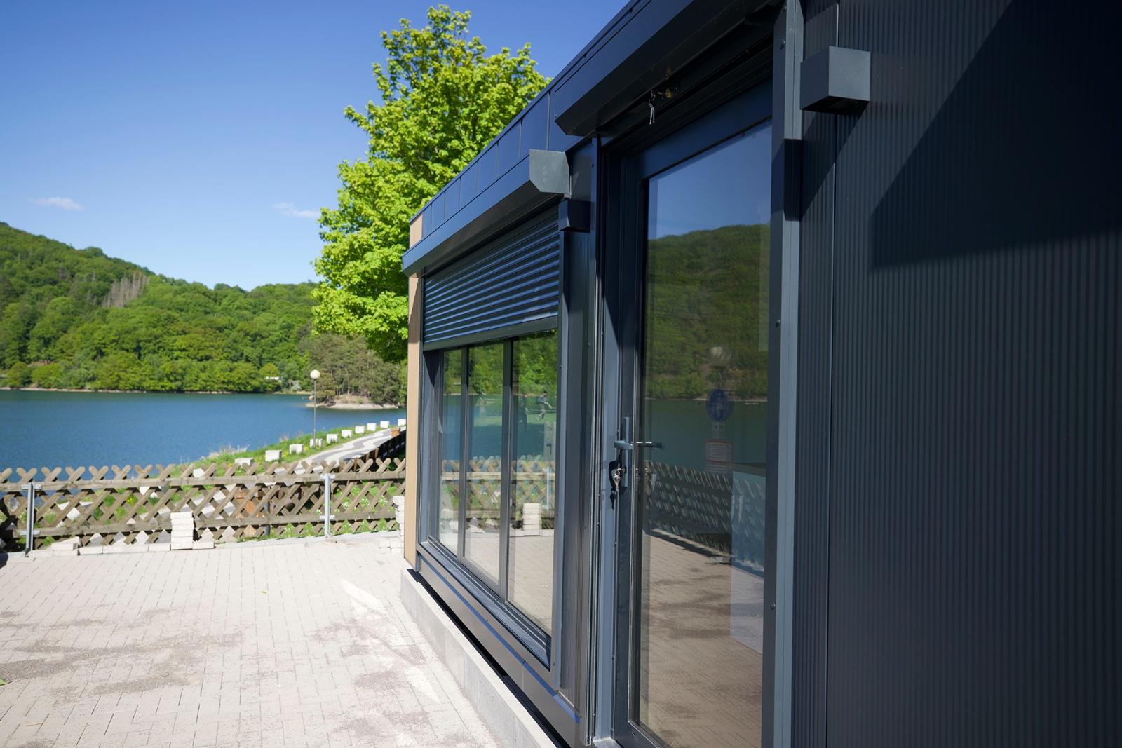 MÓDULO HABITABLE 8X3