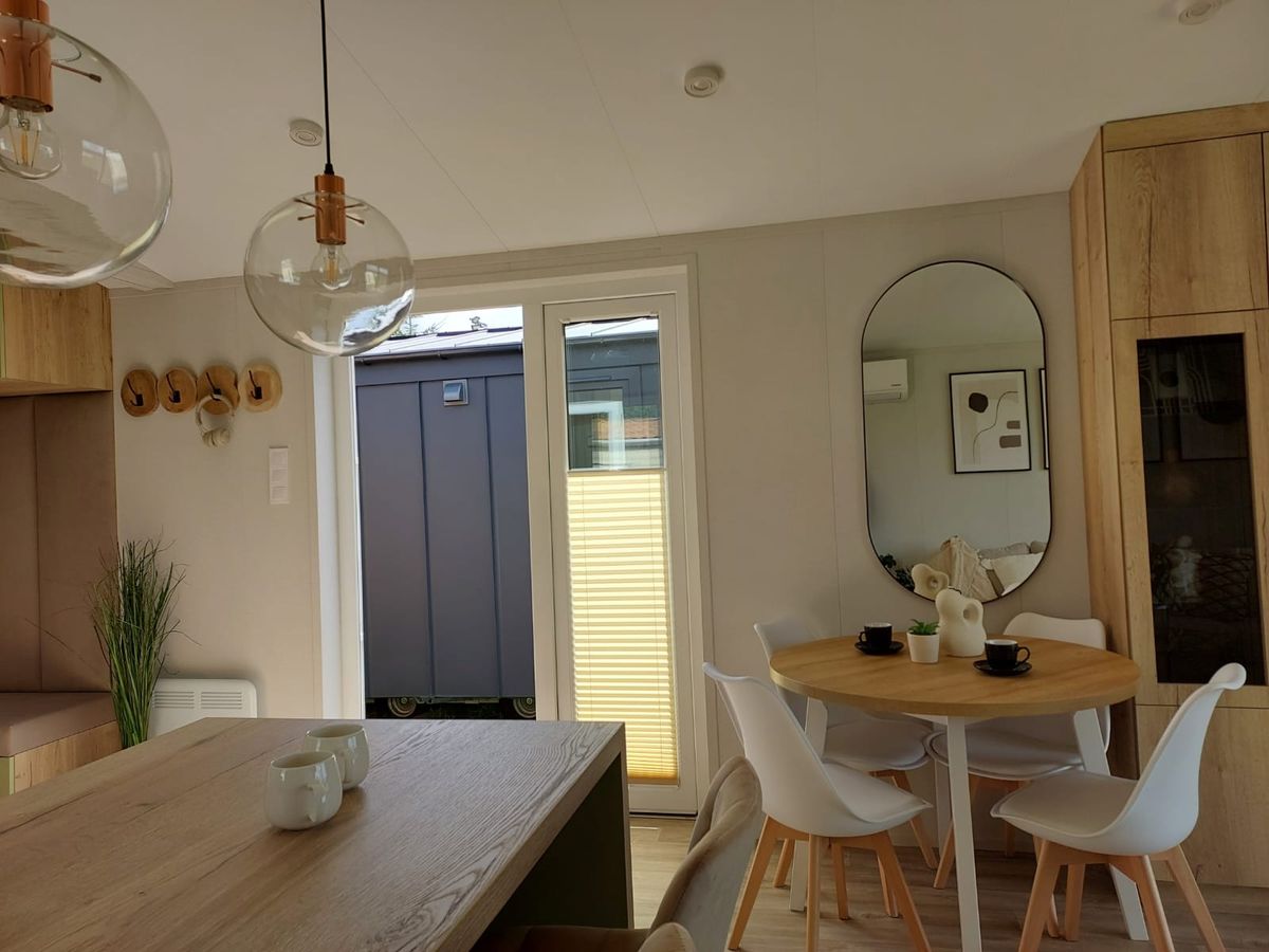 CASA BERYL SHADOW TURNER CHÊNE MALT 14M X 4,13 M