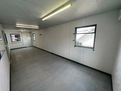 CONTENEDOR DE OFICINA DE 9,7 x 3 M - USADO