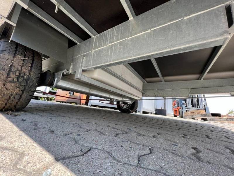 REMOLQUE SANITARIO AUTÓNOMO CON TANQUES