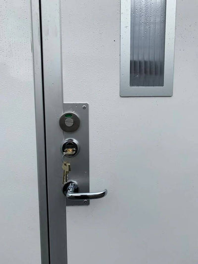 CONTENEDOR WC CON CISTERNA