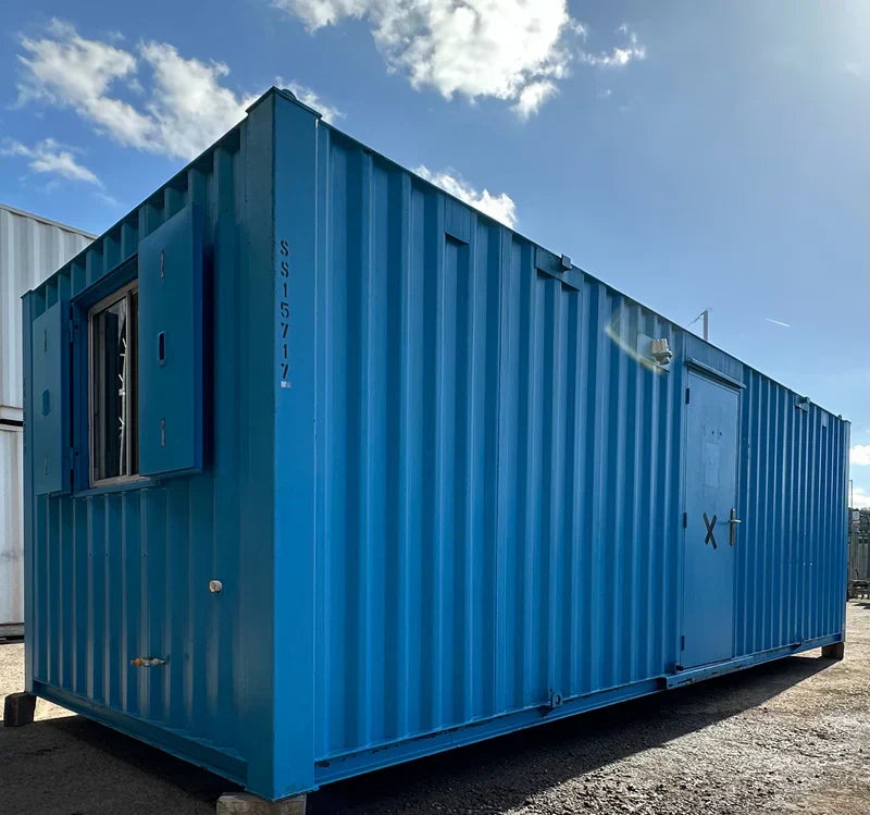 CONTENEDOR DE OFICINA 7,3 X 2,7 M