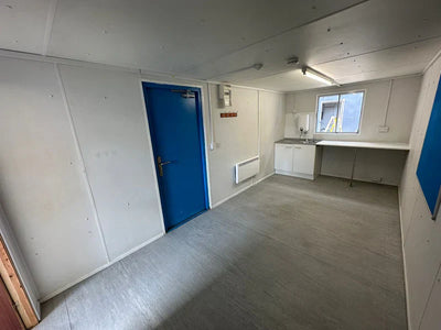 CONTENEDOR DE OFICINA 7,3 X 2,7 M