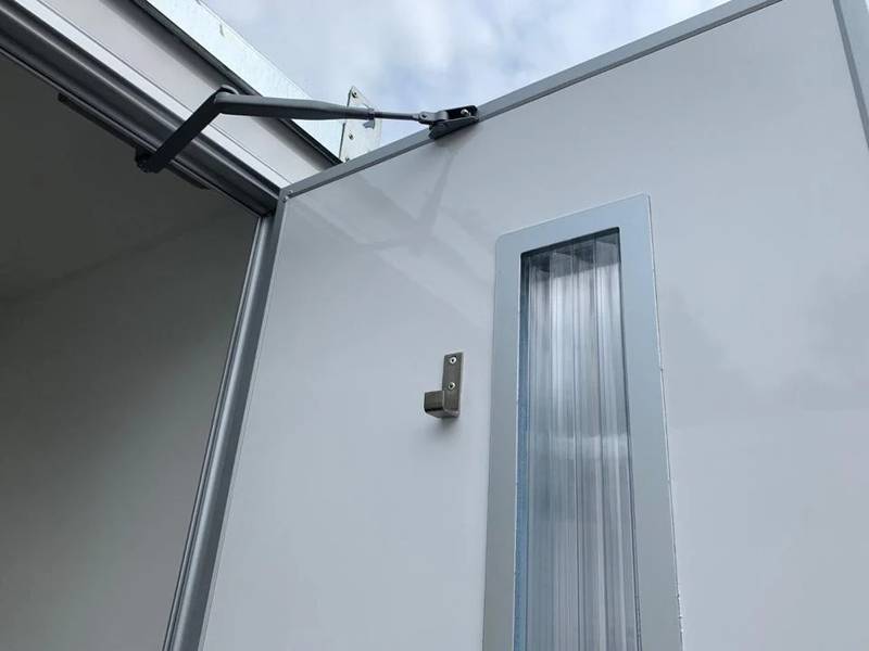 CONTENEDOR WC CON CISTERNA