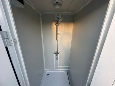 CONTENEDOR SANITARIO DOS DUCHA (220X120M) NUEVO