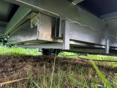 REMOLQUE SANITARIO AUTÓNOMO CON TANQUES