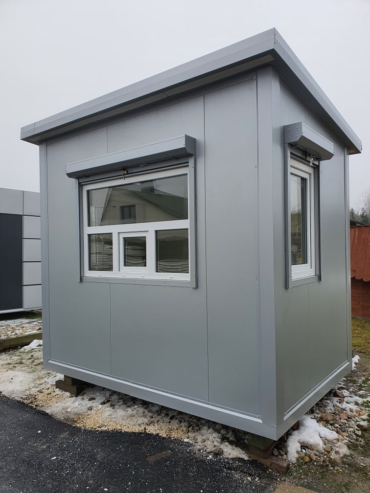 CASETA DE ENTRADA 3 X 2 M