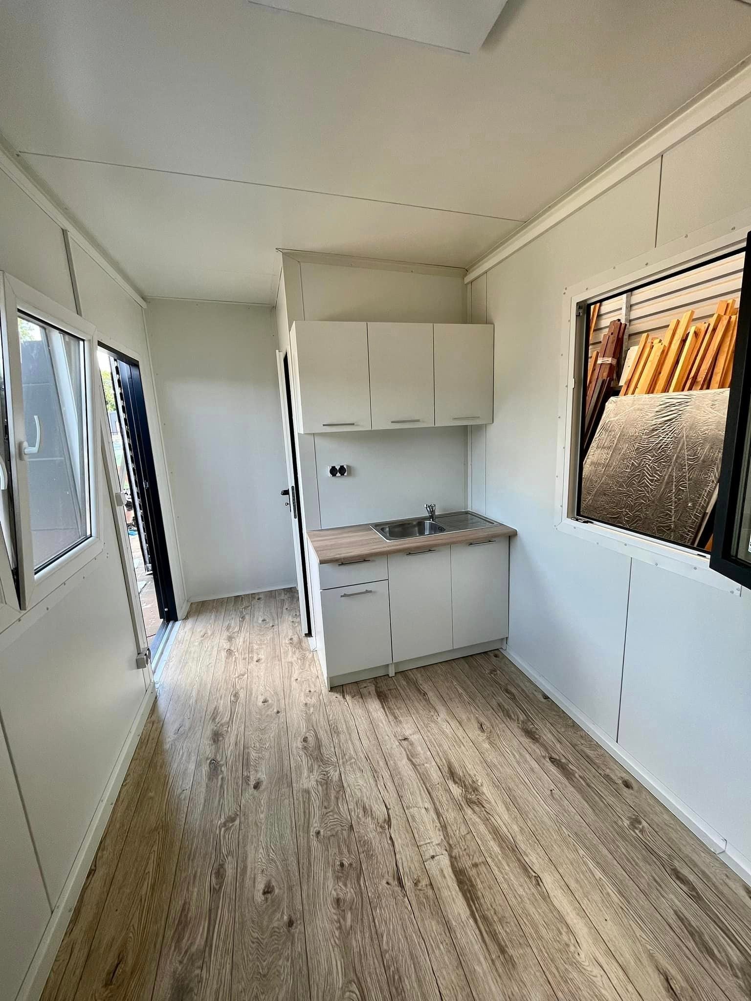 CONTENEDOR HABITABLE 5,0 X 2,5 M