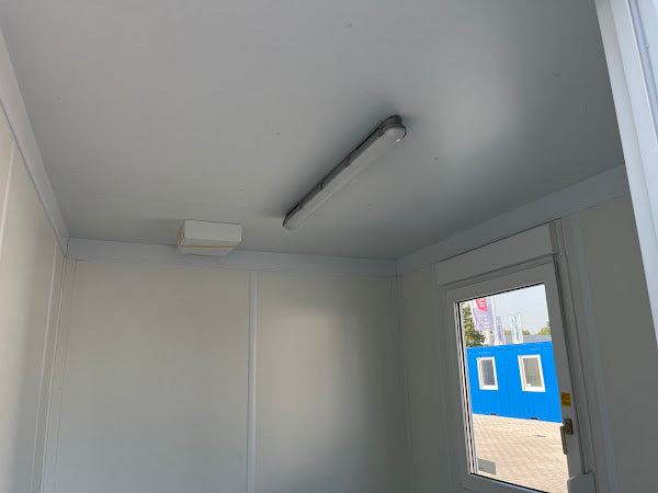 CONTENEDOR DE OFICINA 3 X 2,5 M