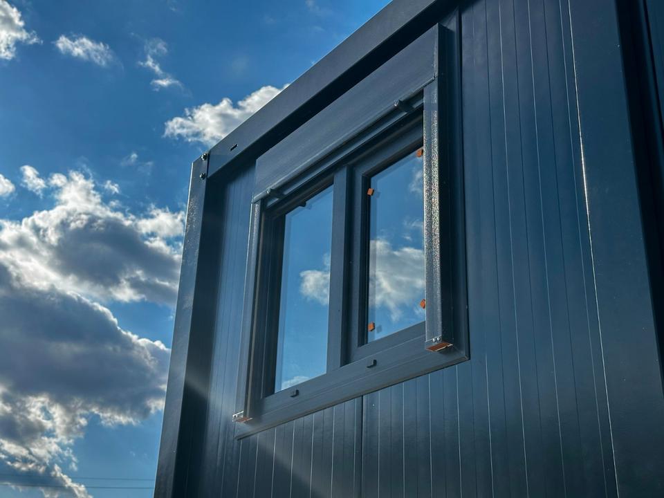 CONTENEDOR DE OFICINA NEGRO 240X600