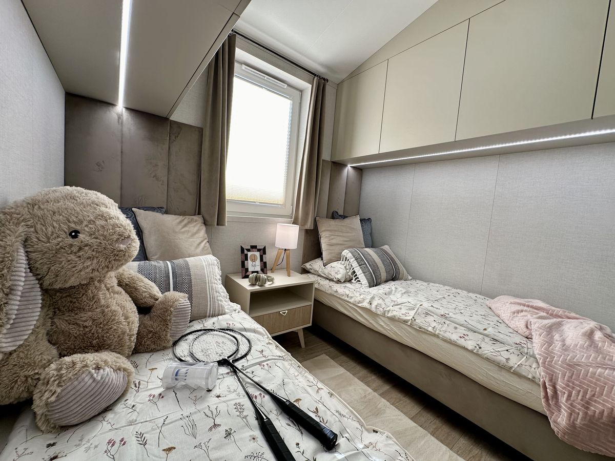 CASA MÓVIL EMERALD 12,90 X 4,13 MT