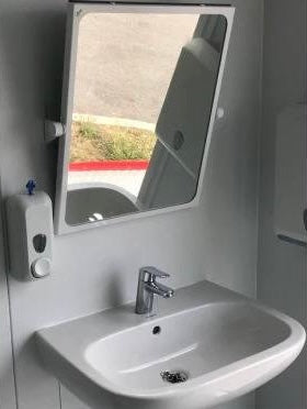 BUNGALOW SANITARIO PMR MORGAN CON DUCHAS