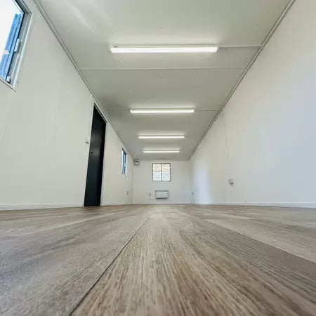 CONTENEDOR OFICINA DE 9,7 M