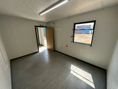 CONTENEDOR OFICINA 9,7 X 3 M