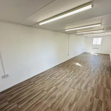 CONTENEDOR OFICINA DE 9,7 M