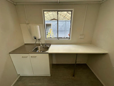 CONTENEDOR DE OFICINA 7,3 X 2,7 M