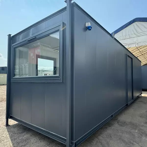 OFICINA CONTENEDOR DE 7,3 X 2,7 M