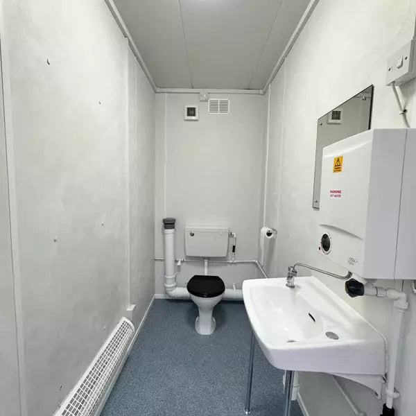 BLOQUE SANITARIO DE 24 PIES